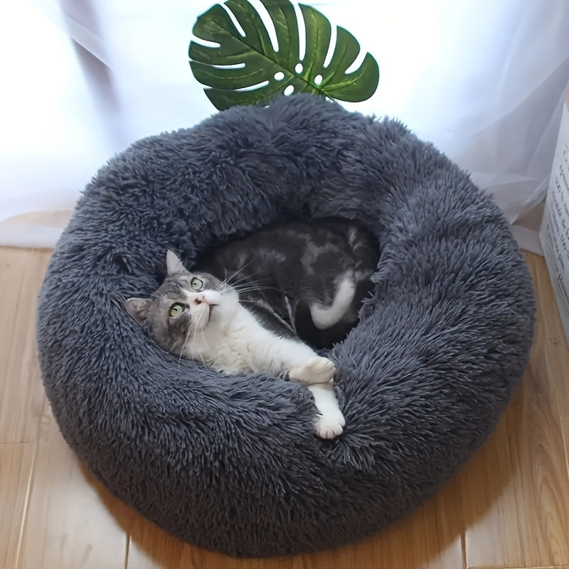 Plush Pet Nest – Soft & Cozy Round Bed for Cats & Dogs