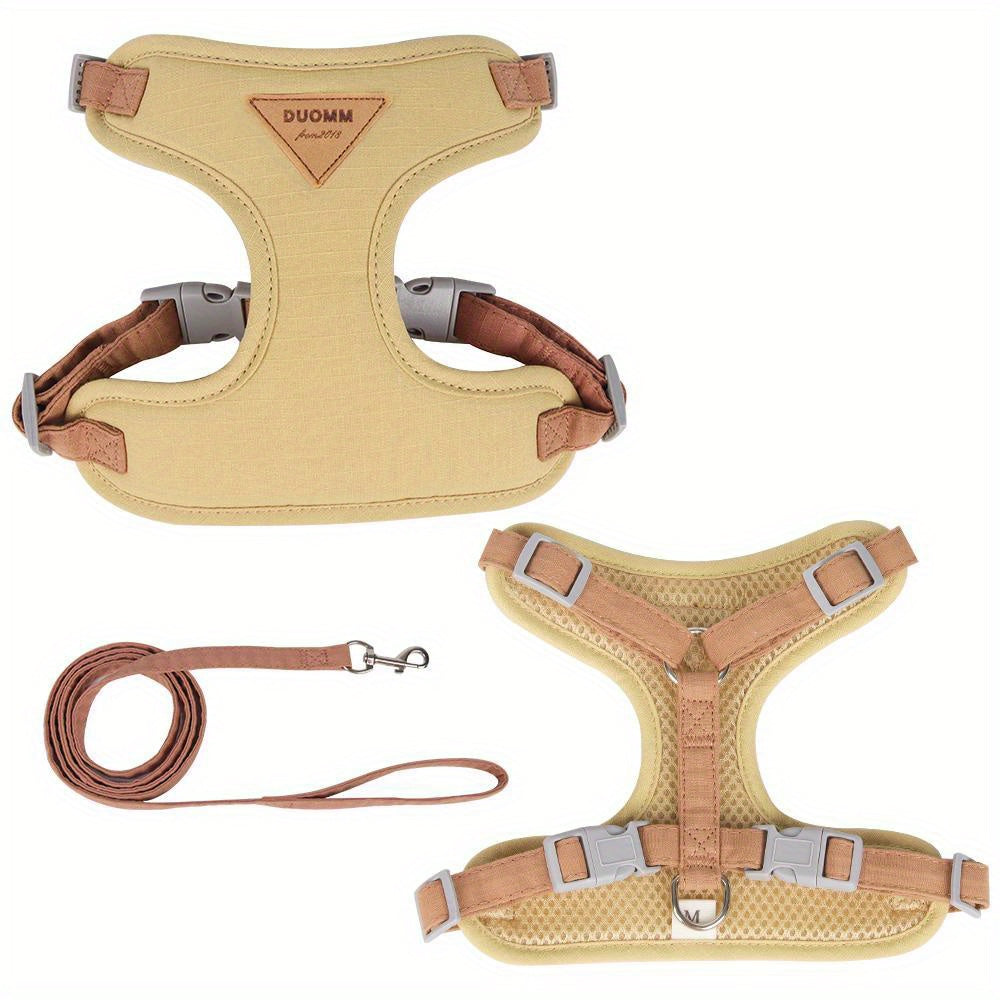 Superior Cat Outfitters: Adjustable Harness & Leash for Outdoor Adventures