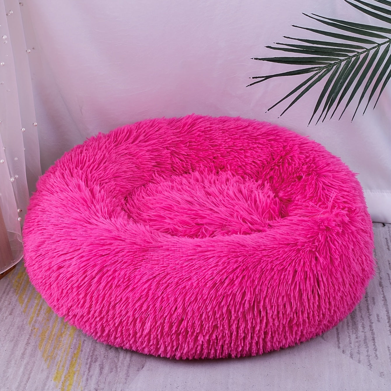 Plush Pet Nest – Soft & Cozy Round Bed for Cats & Dogs