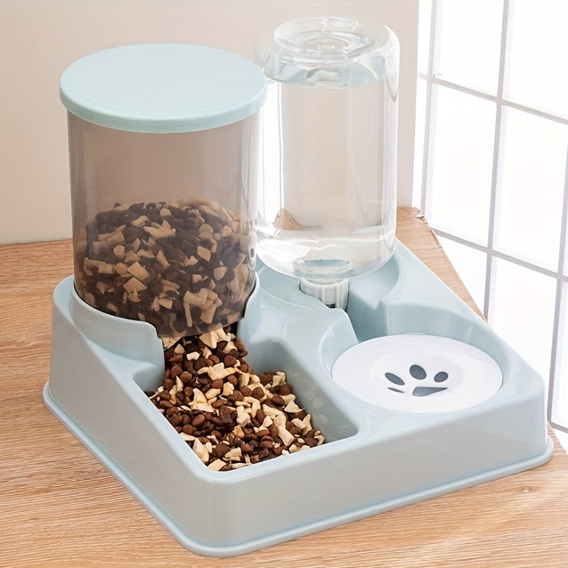 AquaGuard: Tilted 2-in-1 Mess-Free Cat Feeder